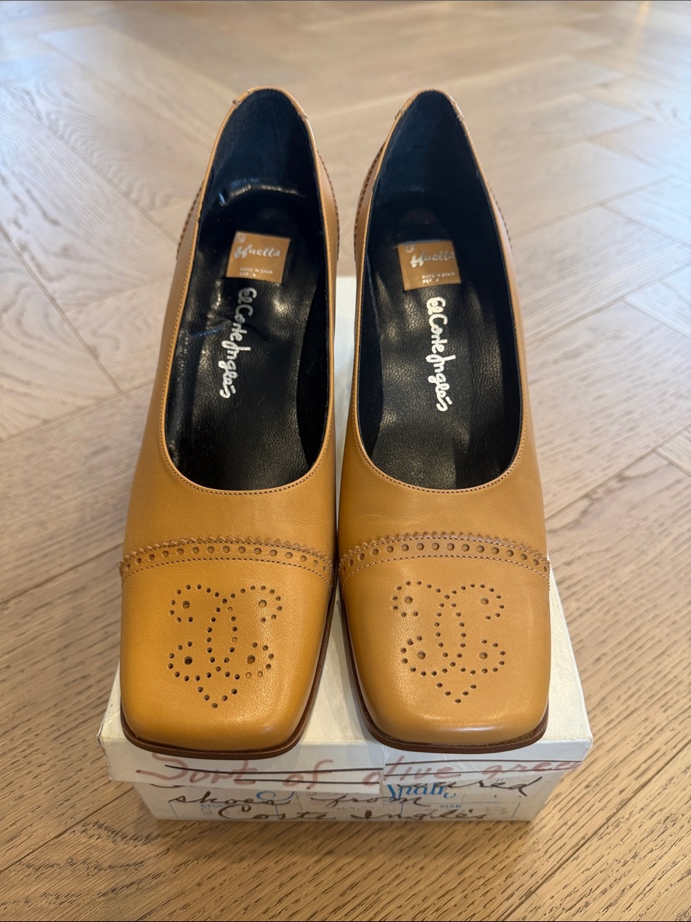 Vintage New Leather Heels, size 39, made in Spain, caramel colour